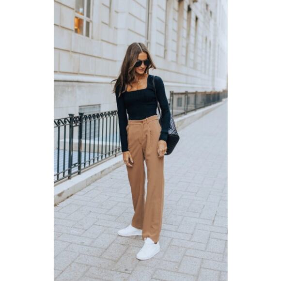 Women's Abercrombie & Fitch Camel Crisscross Waist Tailored Straight Pant sz 12S - Picture 1 of 5